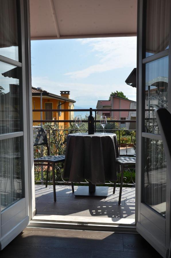Bed and Breakfast H2O Sirmione Exteriér fotografie