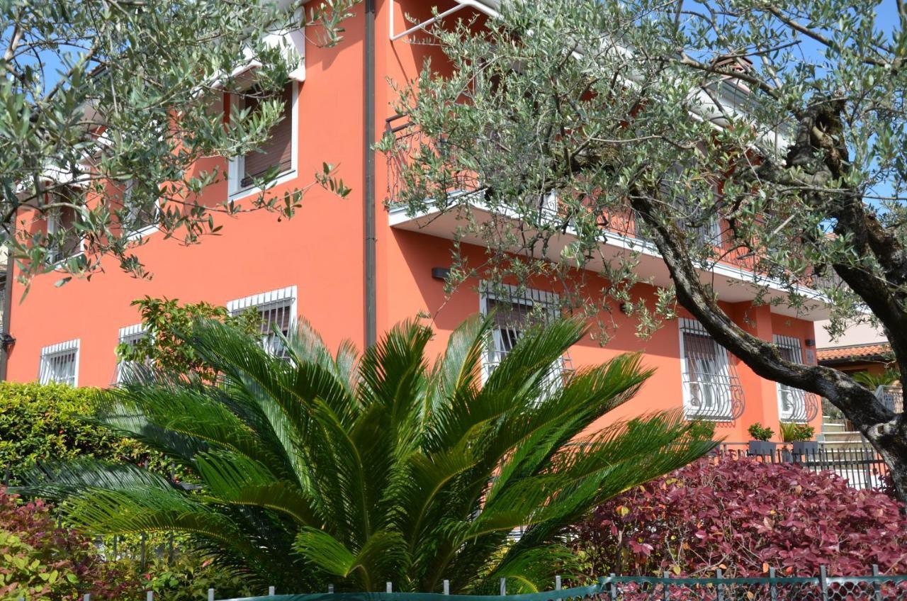 Bed and Breakfast H2O Sirmione Exteriér fotografie