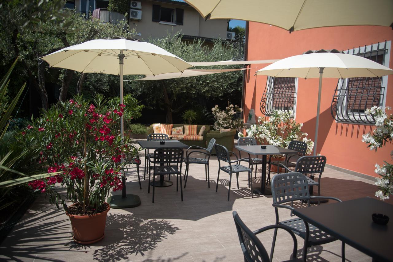 Bed and Breakfast H2O Sirmione Exteriér fotografie